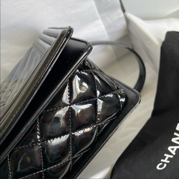 Patent Leather Chanel Bag - Picture 3 of 9
